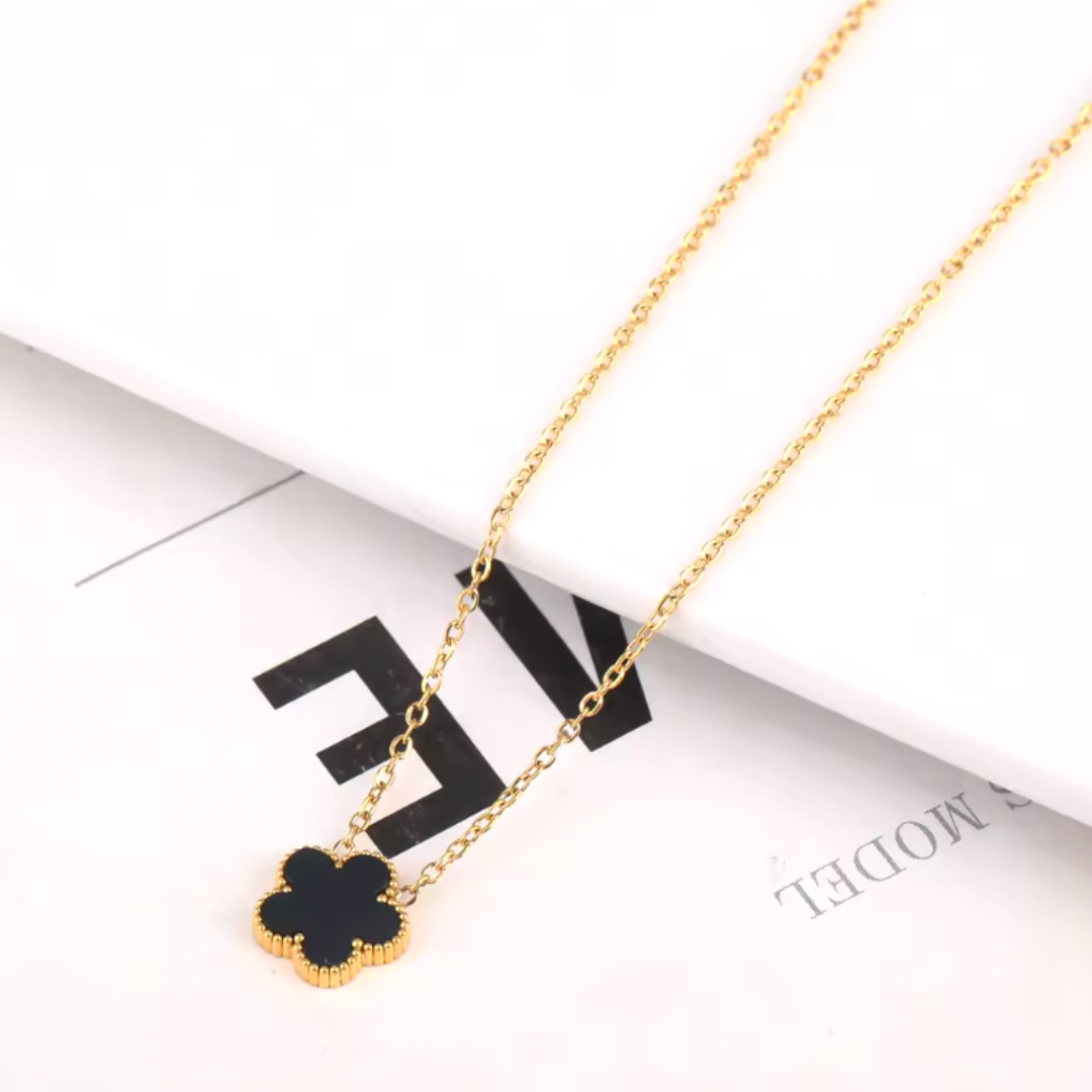 Personalized Gold Flower Pendant Necklace Women