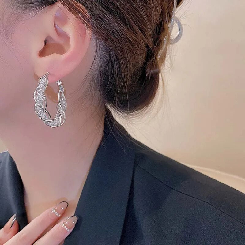 Milan Luxury - Fashion Twist Earrings